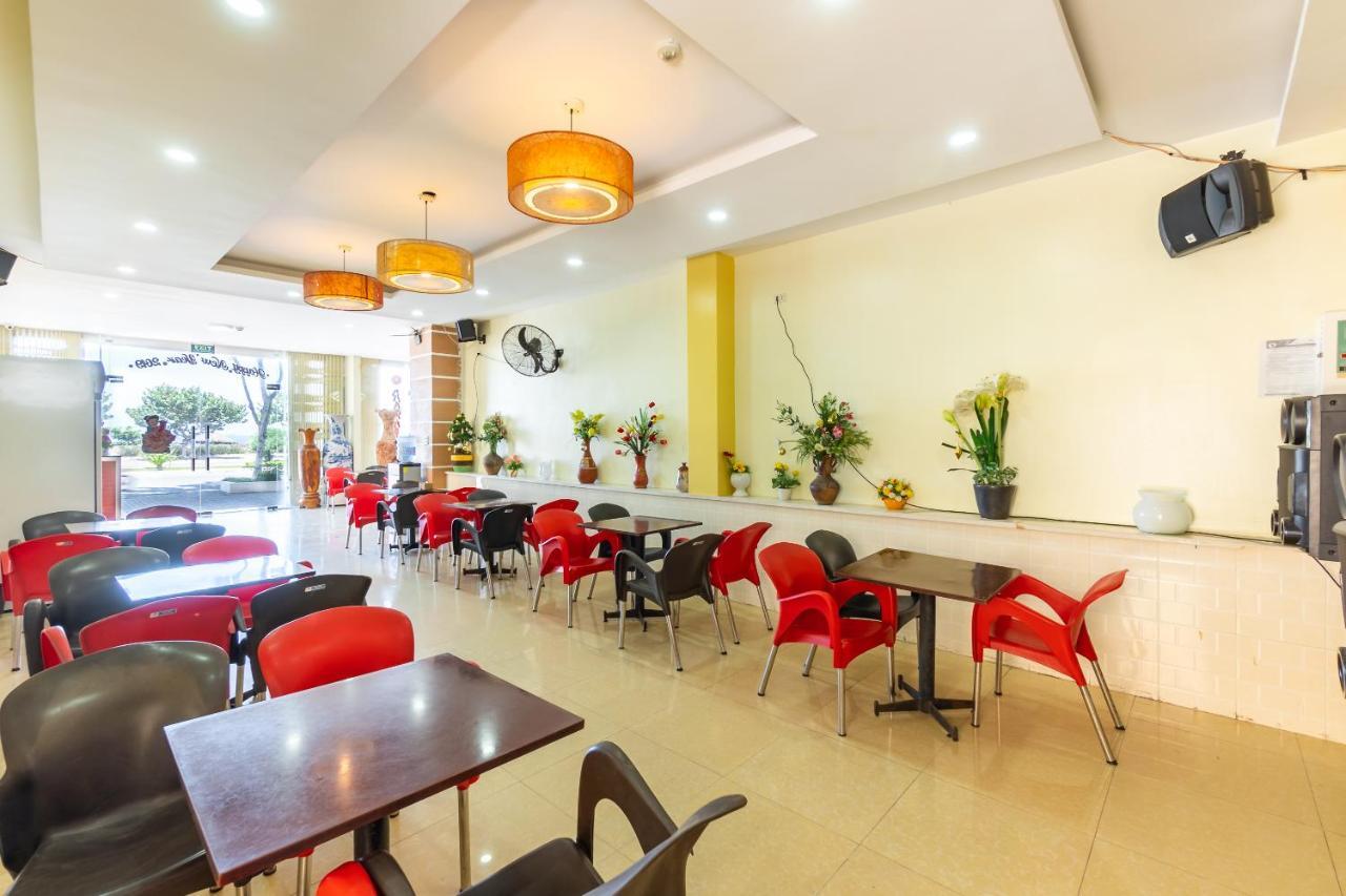 Oyo 455 Grand Bostand Hotel Da Nang Luaran gambar